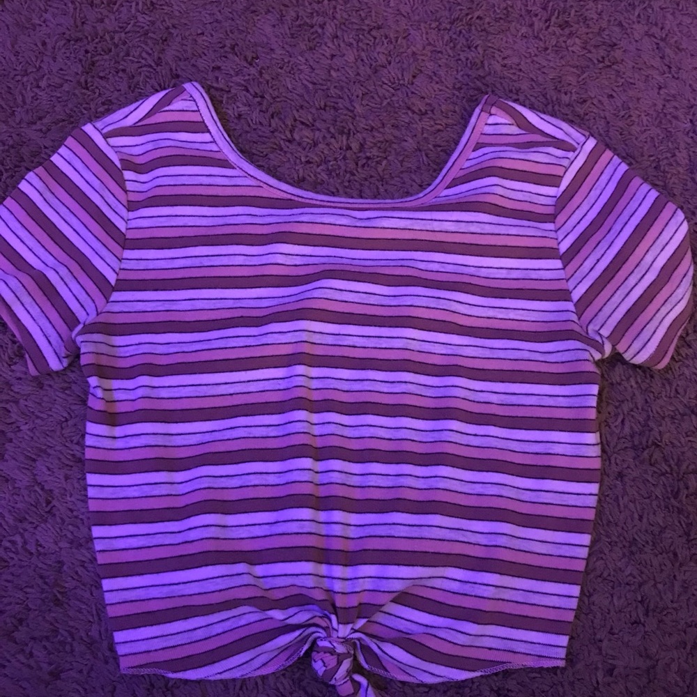 Stripped tie front crop top